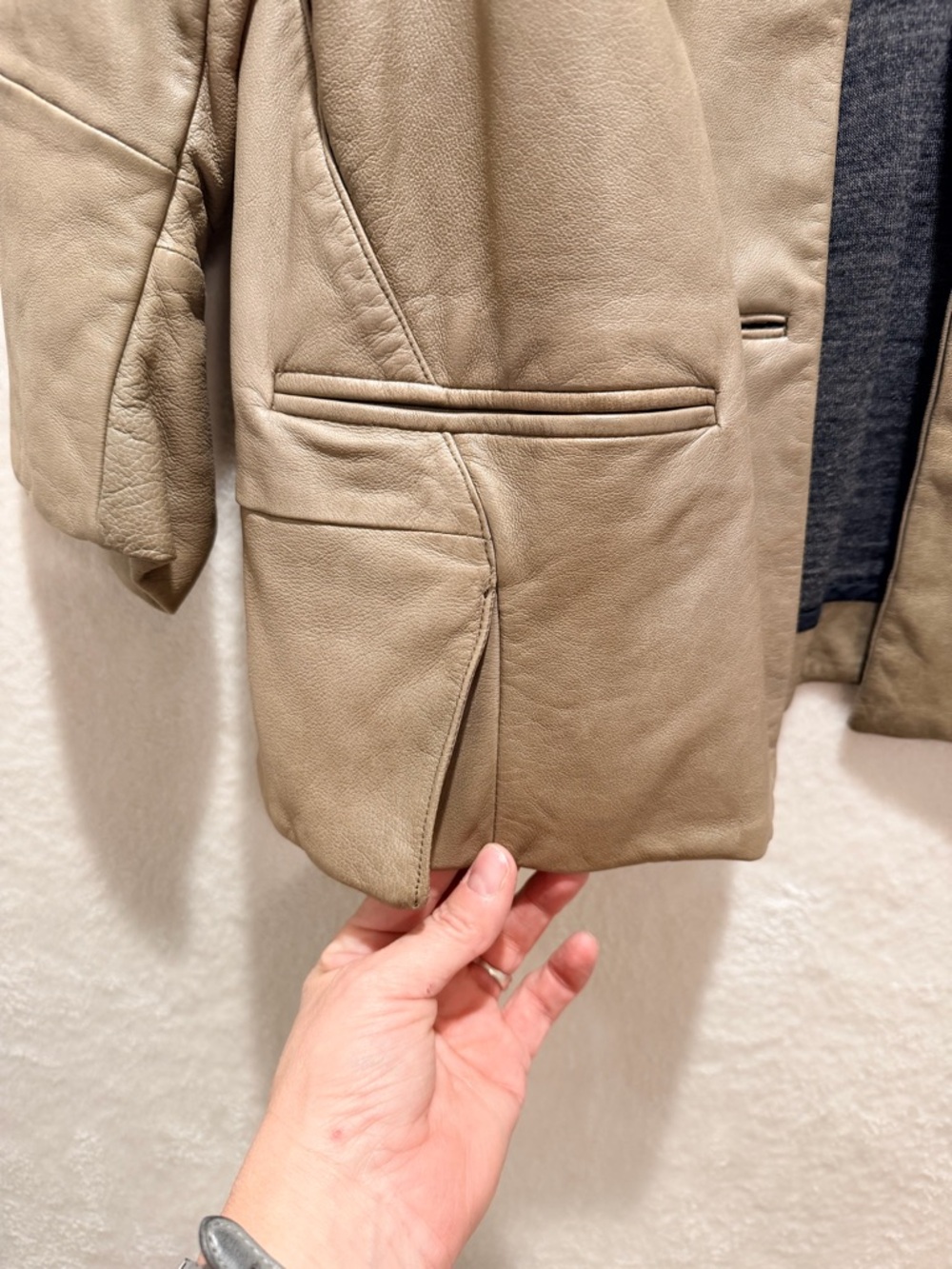 Marni minimalist leather jacket cropped 34 sleeve italian size 38 Quiet Luxury - Picture 7 of 13